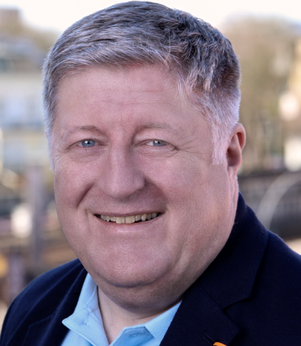 Konrad Strasser, Die Linke